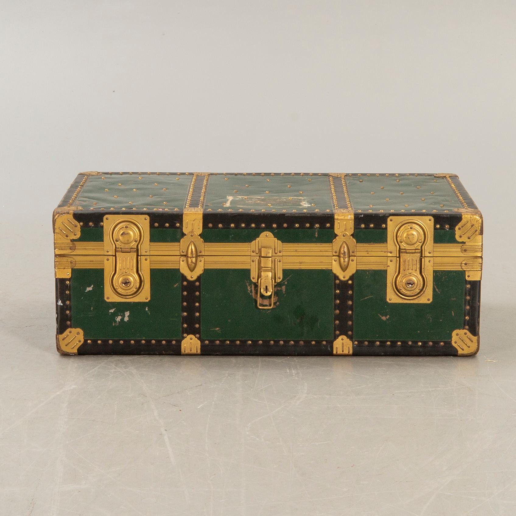 A mid 1900s Italian trunk.