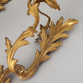 APPLIQUER, för ett ljus, ett par, mässing, Louis XV-stil 1900-tal.