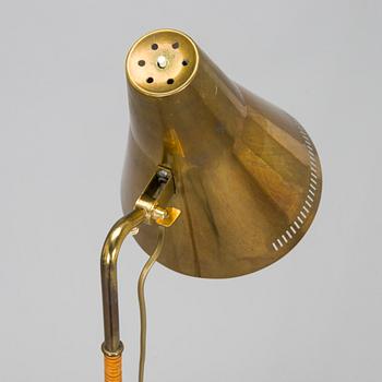 Paavo Tynell, golvlampa, modell 9628, Taito/Idman 1900-talets mitt.