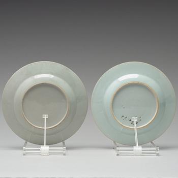 A pair of famille rose dinner plates, Qing dynasty, Qianlong (1736-95).