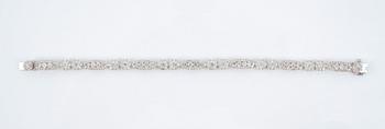 ARMBAND med briljantslipade diamanter, 5.95 ct.