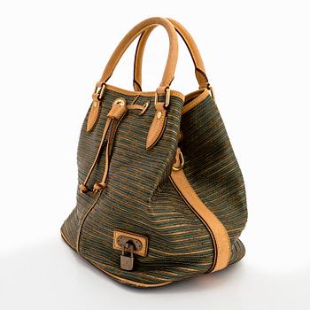 Louis Vuitton, an "Eden Neo" bag.
