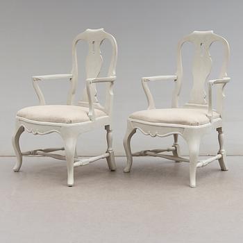 STOLAR 6 st och KARMSTOLAR 2 st, rokokostil, 1900-talets första hälft.