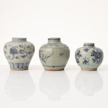 A group of eleven Chinese jars and vases, late Ming dynasty / 17th century.