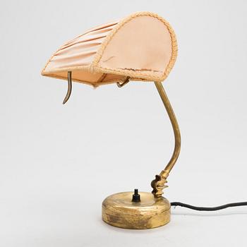 Mauri Almari, a 1950's '61041' table lamp for Idman.