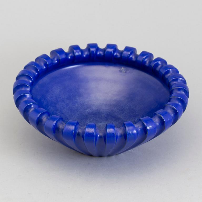 VICKE LINDSTRAND, skål,  lergods, Upsala Ekeby, 1944-1953.