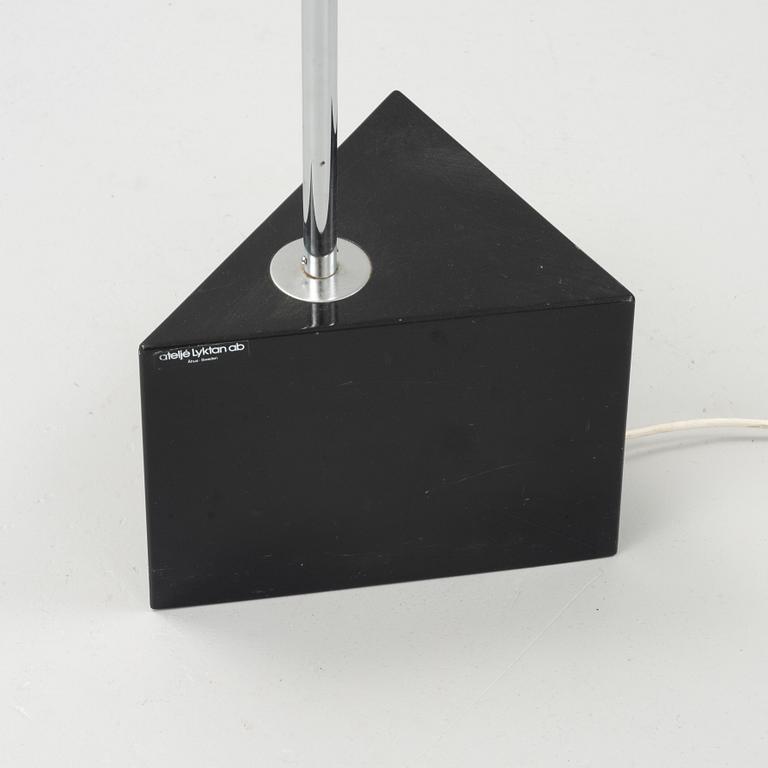 Lars Bessfelt & Christian von Sydow, "Triggy", ateljé Lyktan, golvlampa, Åhus, 1980-tal.