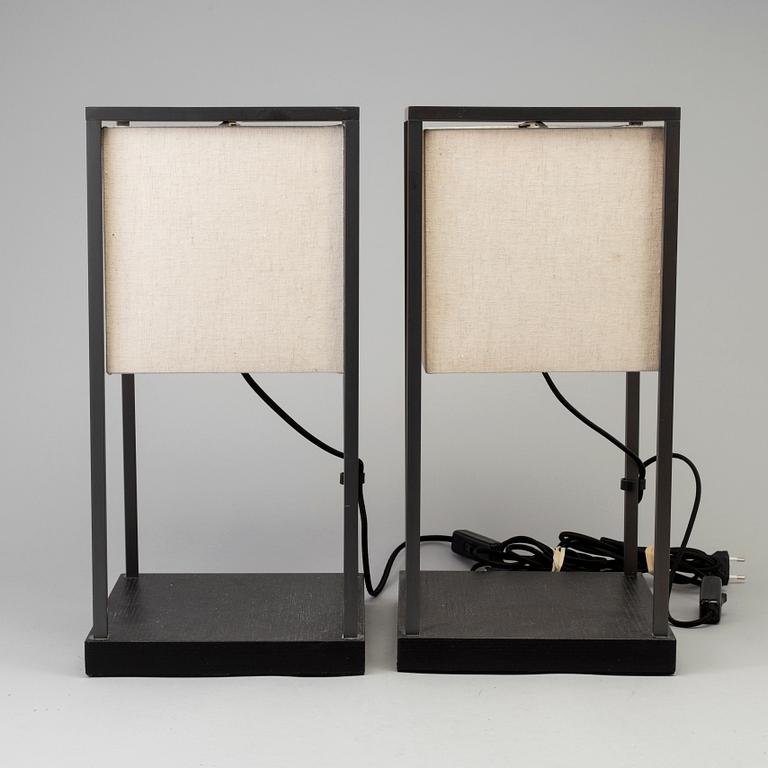 A pair of table lamps "Diogene", Armani Casa, Italy.