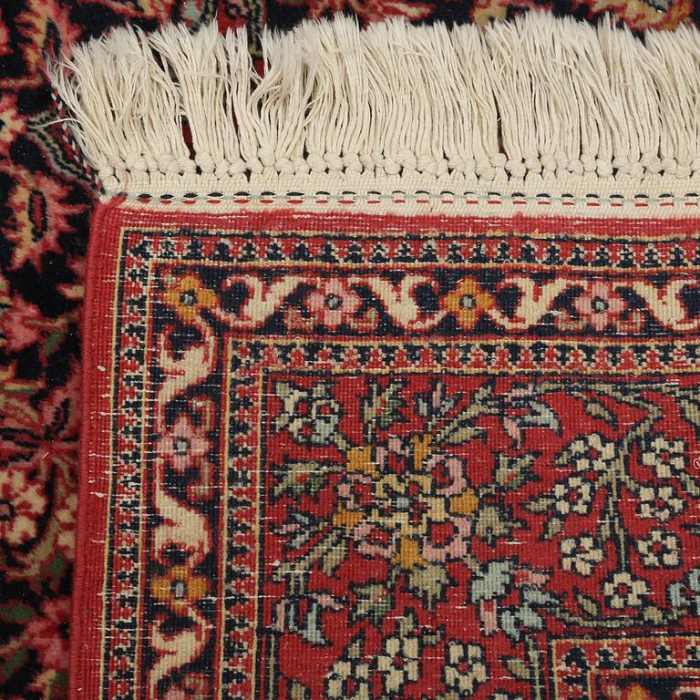 MATTA, möjligen Bidjar, old, 222 x 142 cm.