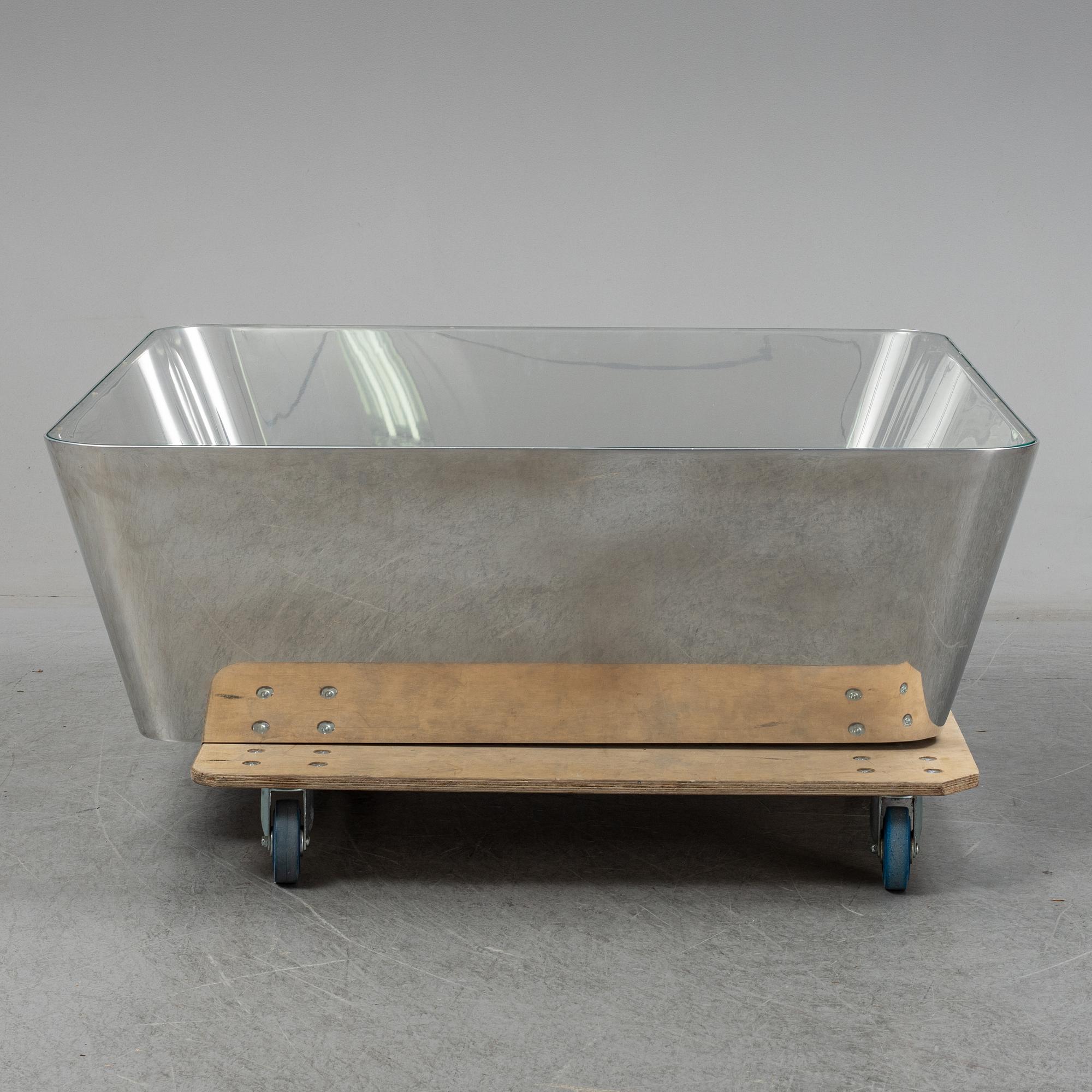 SOFFBORD, design Edward Barber ( f 1969), Jay Osgerby "Zero-In" Ed 5/12, Established & Sons,  2000-tal.