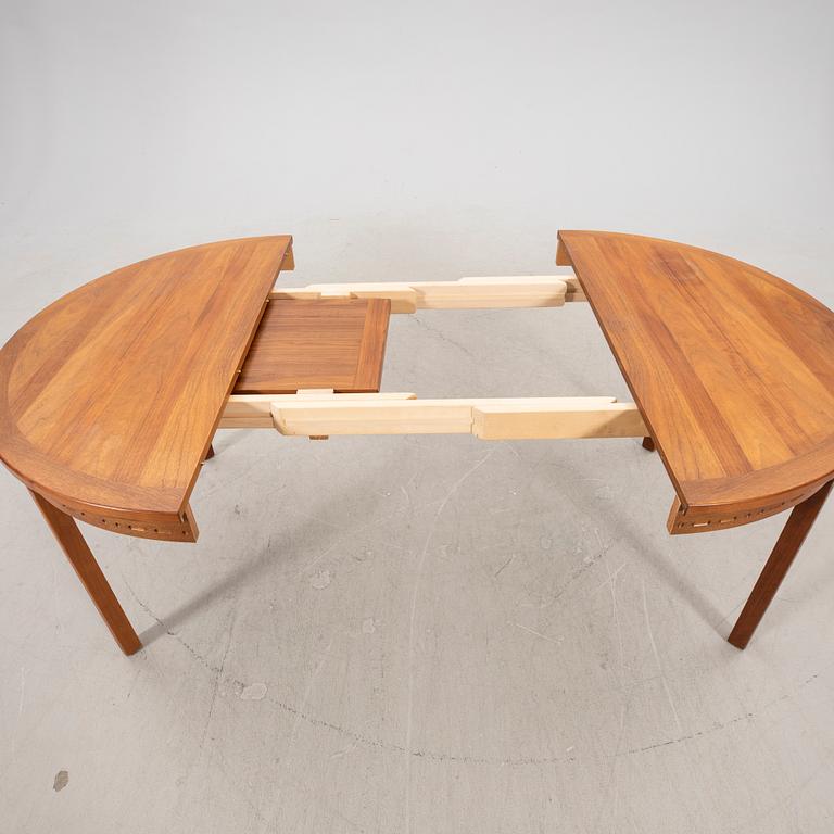 Nils Jonsson, a walnut dining table, Troeds 1960s.