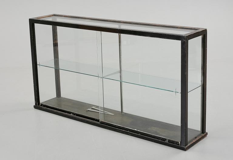 MONTERSKÅP, 1920-/30-tal.