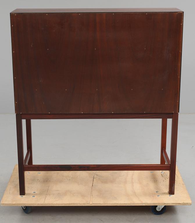 SKRIVSKÅP, Bruksbo, Mellemstrands, Norge, 1960-tal.