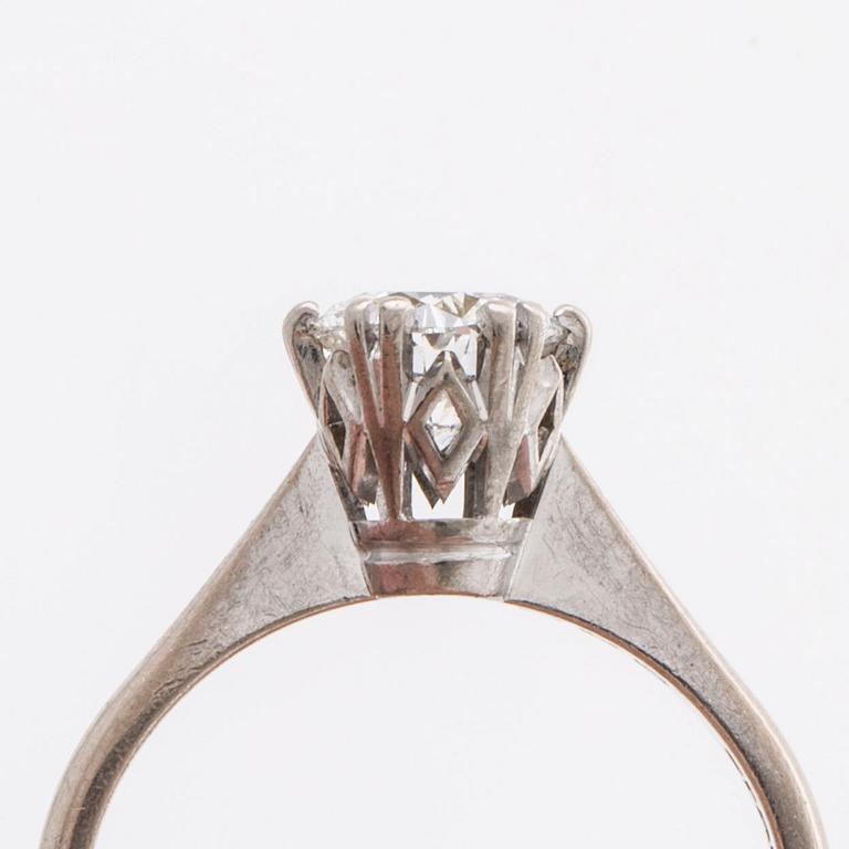 DIAMOND RING 18K whitegold, approx H VS, 0,98 ct engraved, GFAB Stockholm 1987.