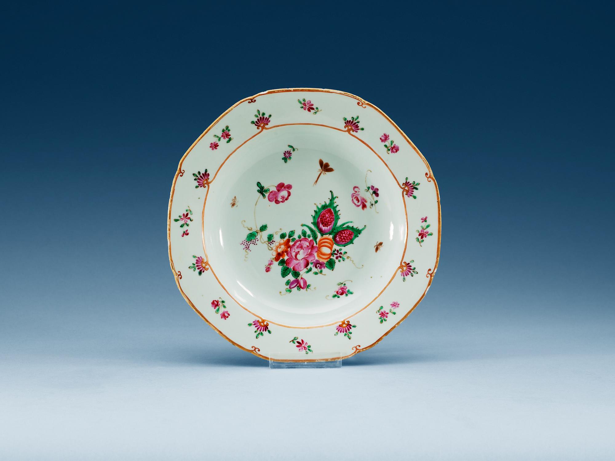 A set of 12 famille rose soup dishes, Qing dynasty, Qianlong (1736-95).