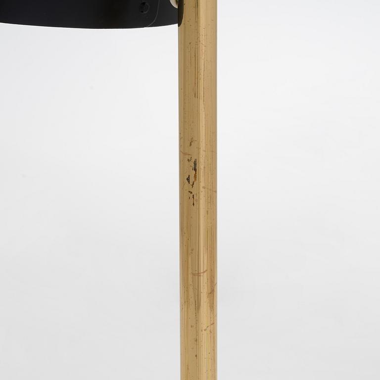 Paavo Tynell, bordslampa, modell 9227, Idman 1960-tal.
