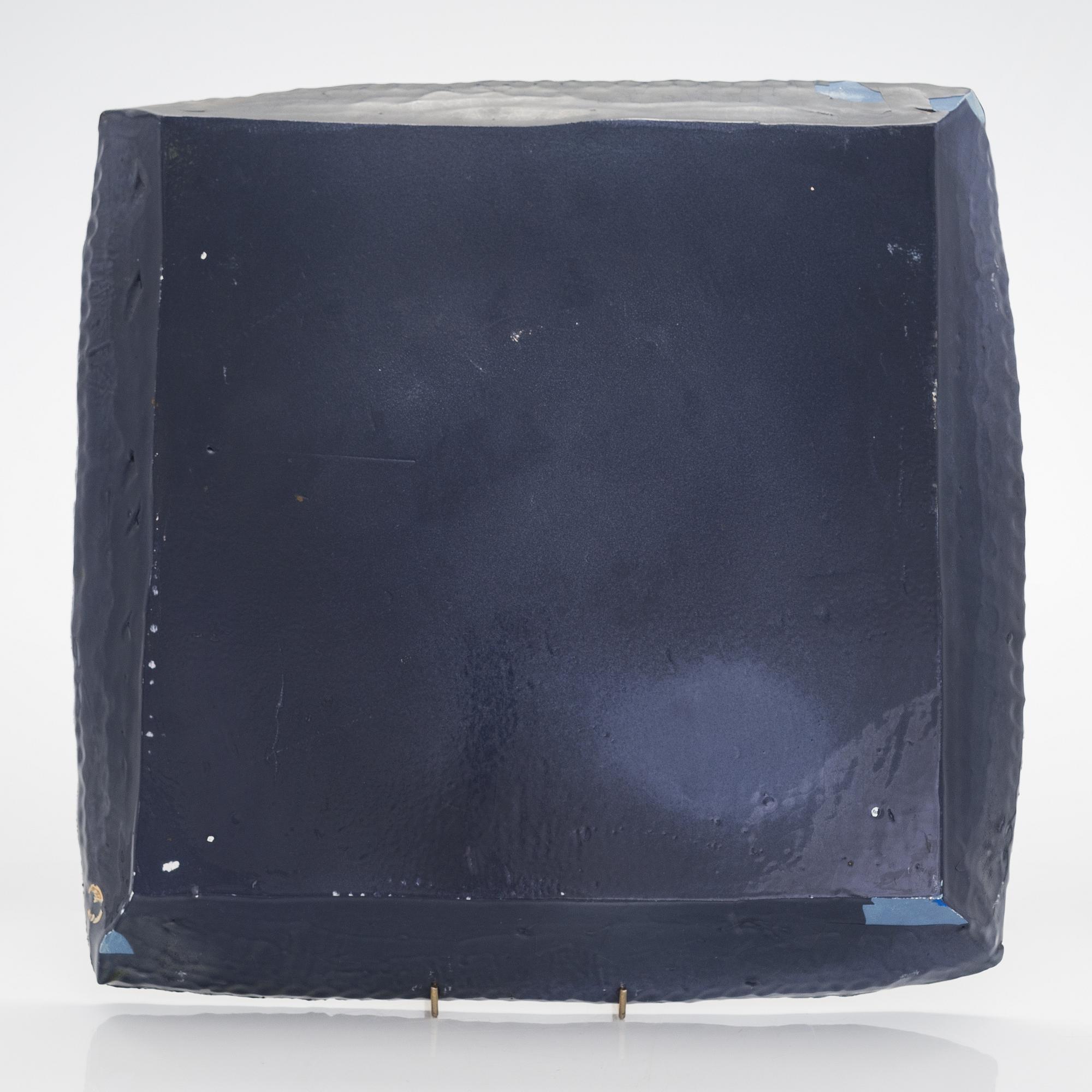 Birger Kaipiainen, koristevati, kivitavaraa, signeerattu Kaipiainen.