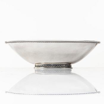 Eric Råström, Bowl, silver, company CG Råström, Stockholm 1975.