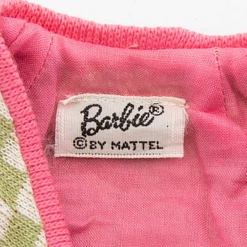 Barbie clothes 4 sets, vintage including "On The Avenue" Mattel 1965 and "Magnificence" Mattel 1965.