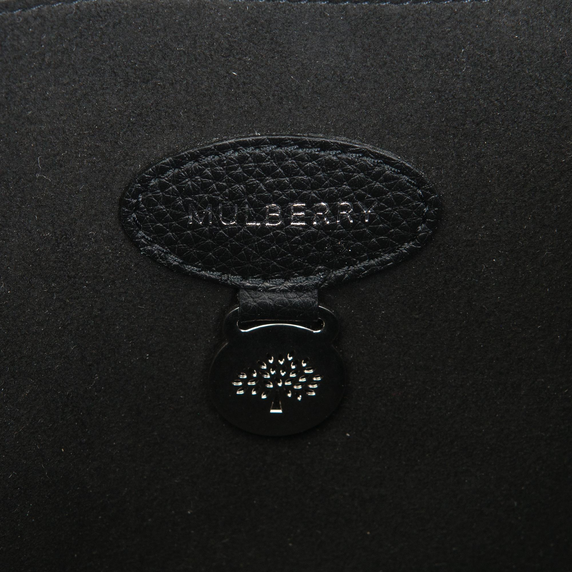Mulberry, a black leather 'Bayswater' handbag.