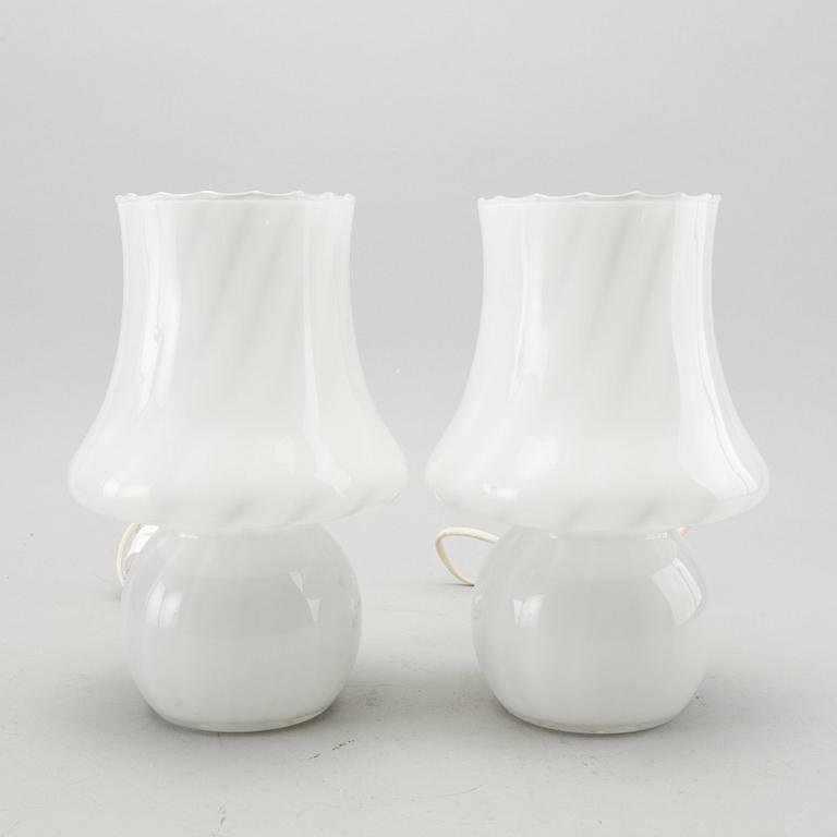 A PAIR OF MURANO TABLE LAMPS.