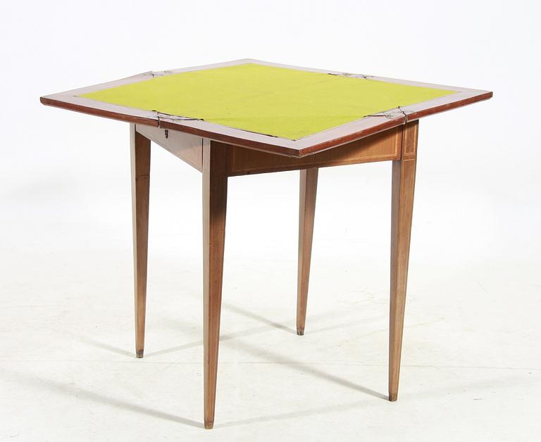 SPELBORD, gustaviansk stil 1800-tal.