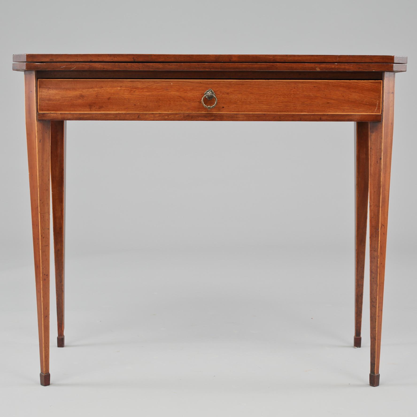 SPELBORD, sengustaviansk stil, sent 1800-tal.