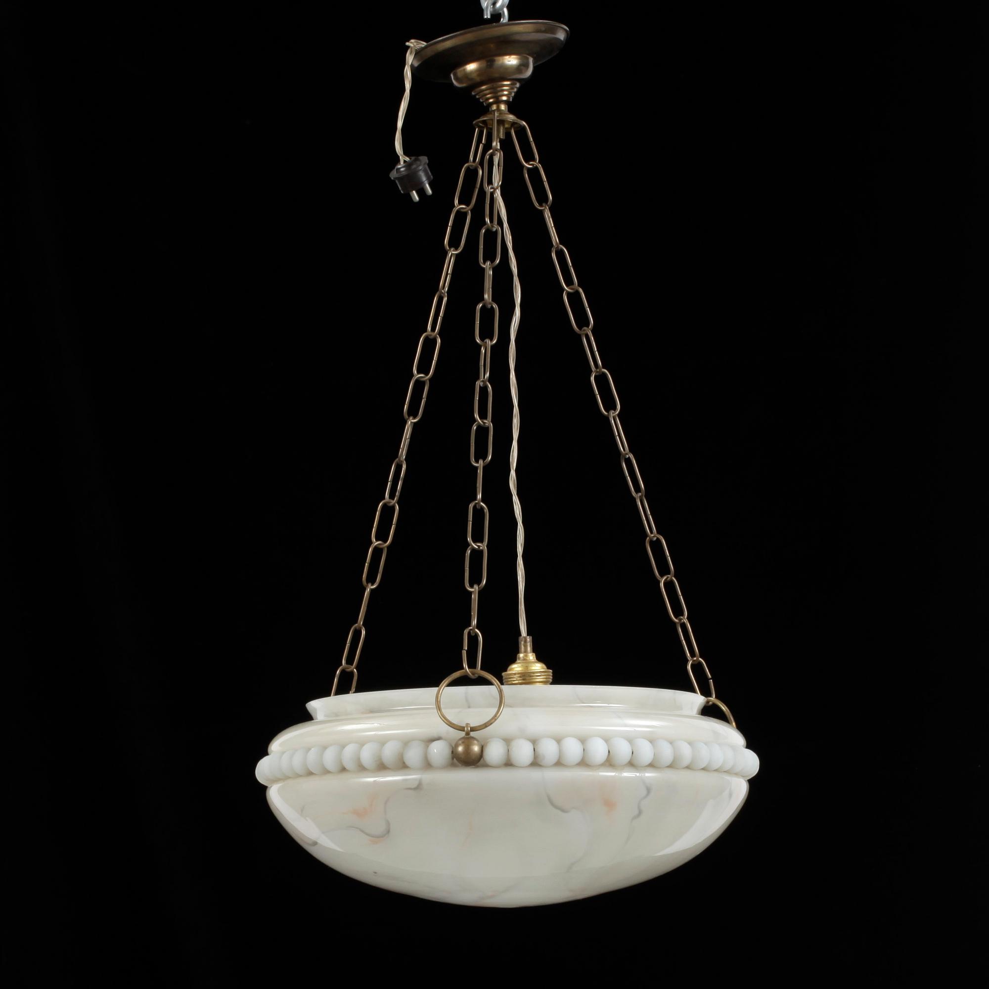 TAKAMPEL, 1900-talets första hälft. Diameter 37cm.