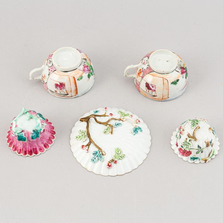 A group of famille rose porcelain, Qing dynasty, 18th Century. (pieces).