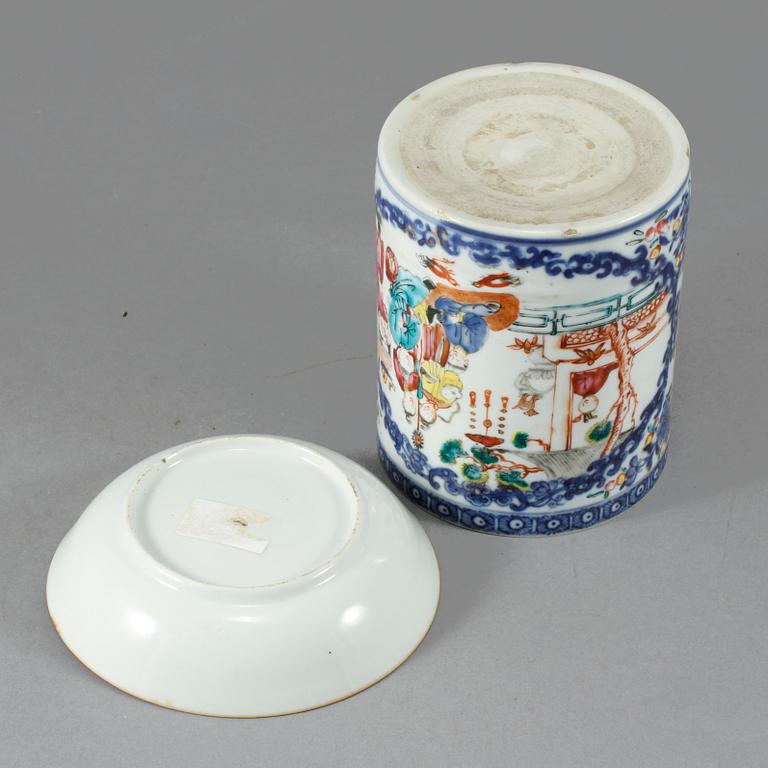 MUGG samt UNDERFAT, porslin, Kina, 1700-tal.