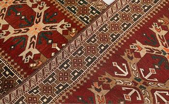 A semi-antique Anatolian carpet, c. 390 x 94 cm.