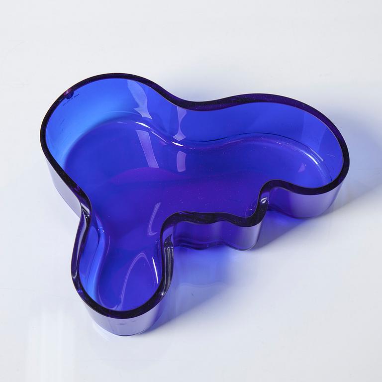 PARTI GLAS, 5 delar. Bl a Ulrica Hydman-Vallien, Kosta Boda och Alvar Aalto.
