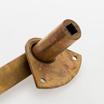 Dörrhandtag, 6 par, modell 75, tillverkare Mariefors Bruk. Modellen formgiven 1952.