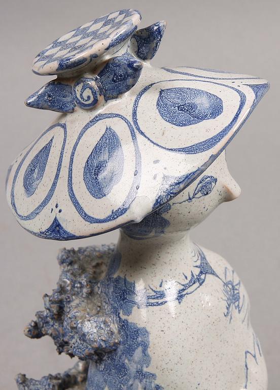 FIGURIN, keramik, Björn Wiinblad, Danmark. Sign o dat -63.