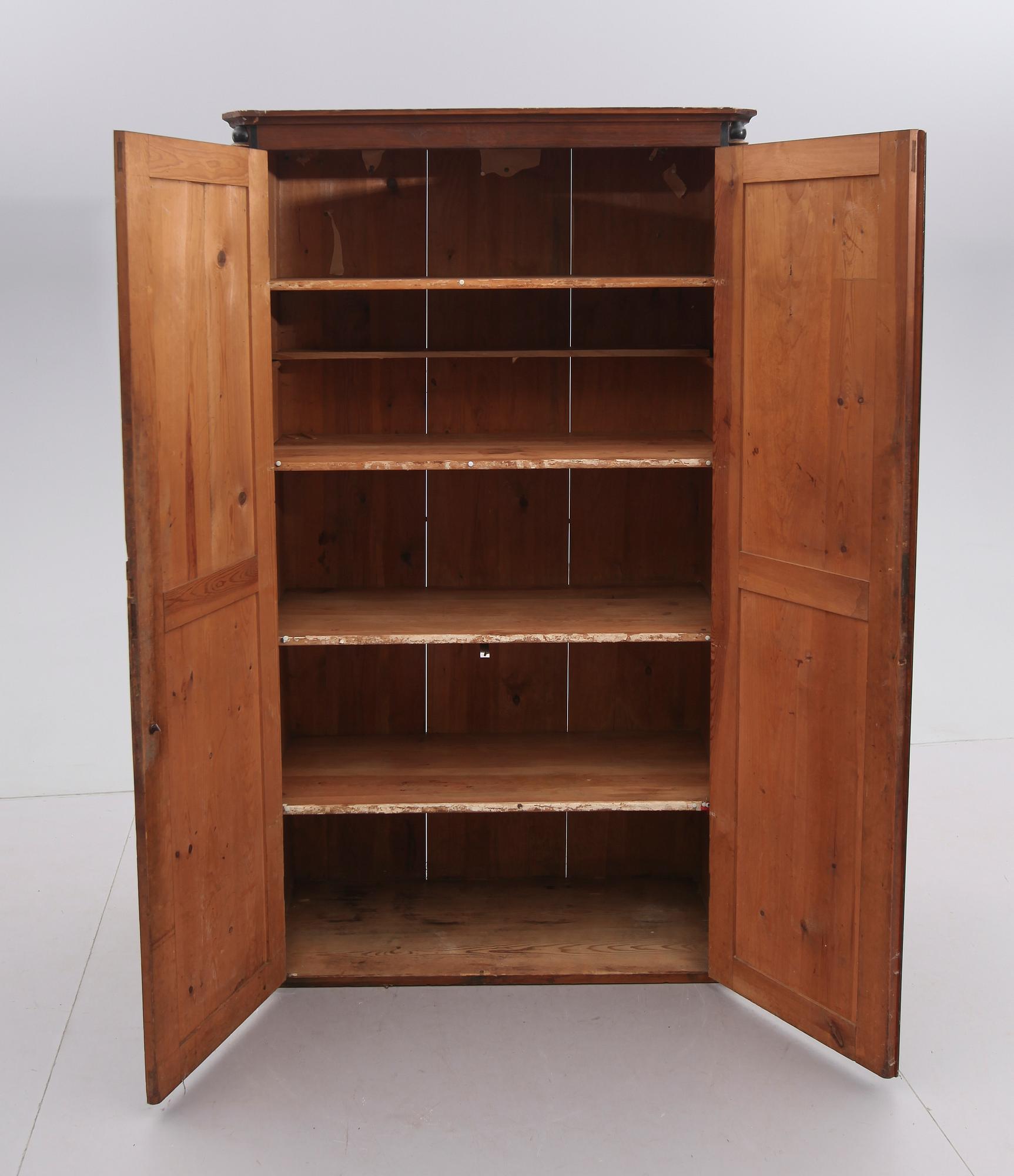 SKÅP, omkring år 1900.