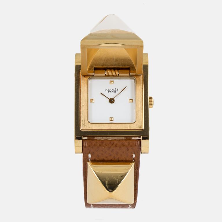 HERMÈS, "Medor", wristwatch, 23 x 32 mm.