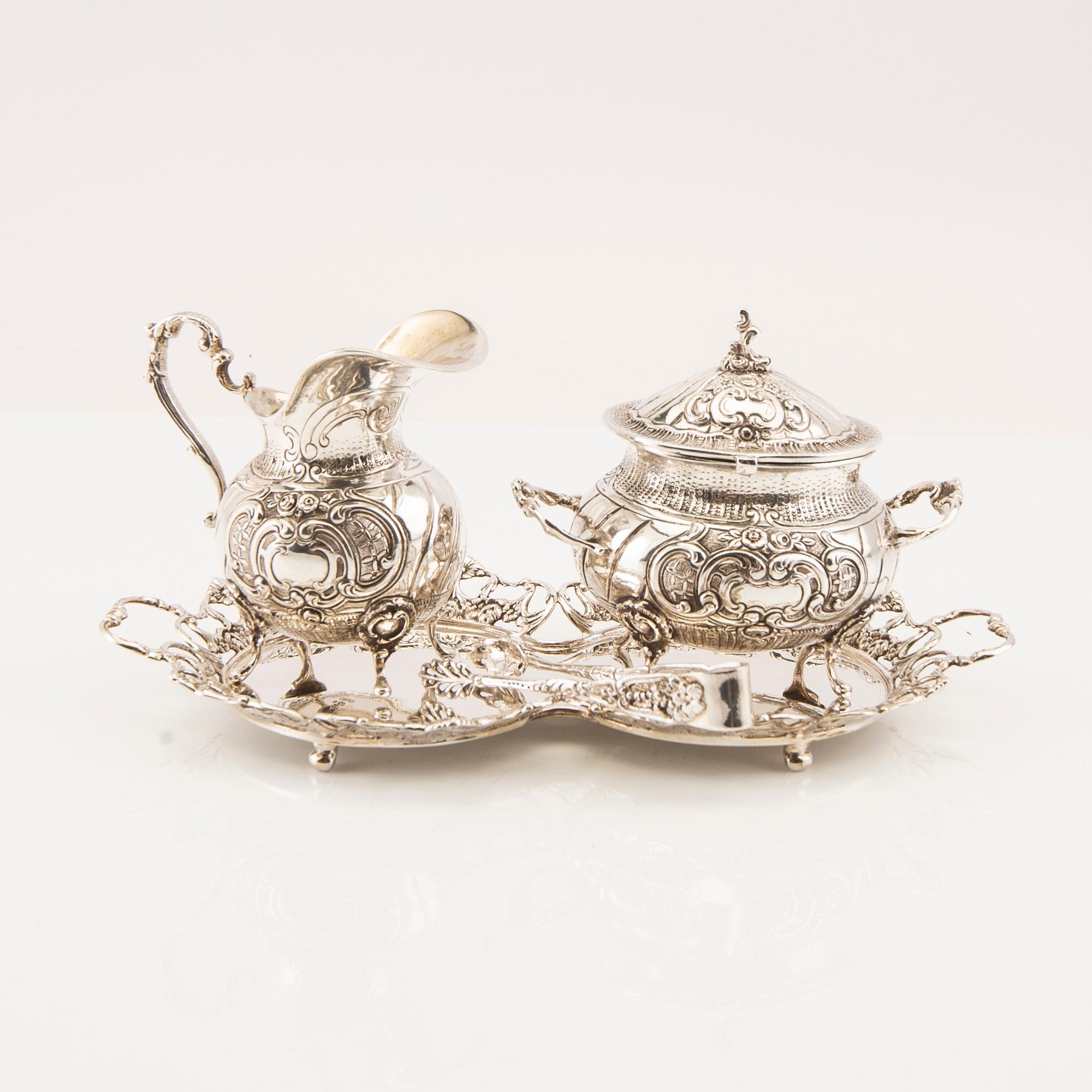 A Swdish 20th century sugar and cream set 4 pieces silver 1950s, weight total 414 grams.