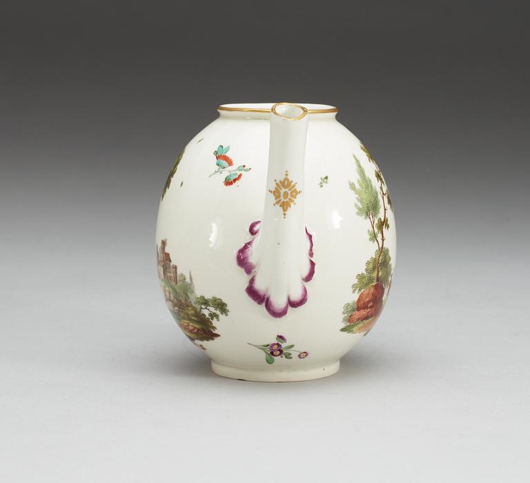 A Frankenthal tea pot, 18th Century.