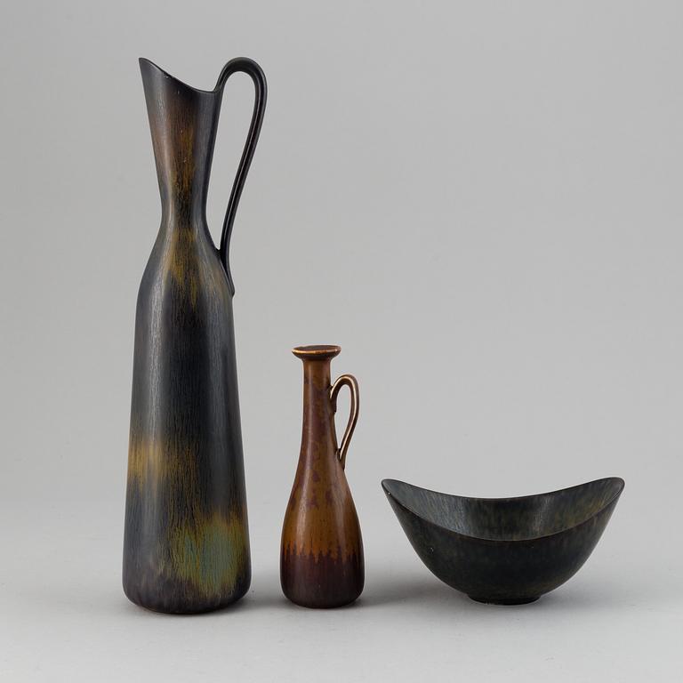 GUNNAR NYLUND, two stoneware vases with handles and a bowl, Rörstrand 1950-60's.