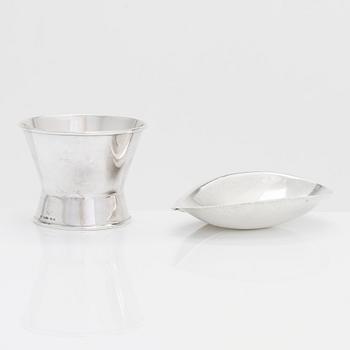 Tapio Wirkkala, silver bowl and sugar bowl, Kultakeskus, Hämeenlinna 1955 ja 1959.