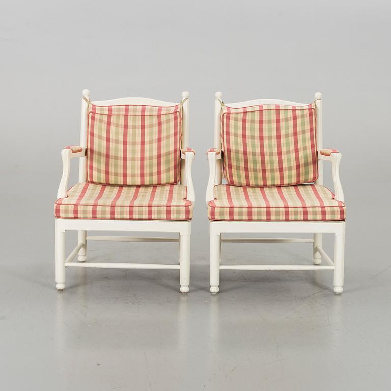 KARMSTOLAR, ett par. S k Gripsholmsmodell, 1900-talets senare del.