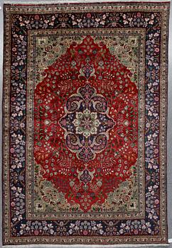 MATTA, Sannolikt Täbris, ca 292x199 cm.