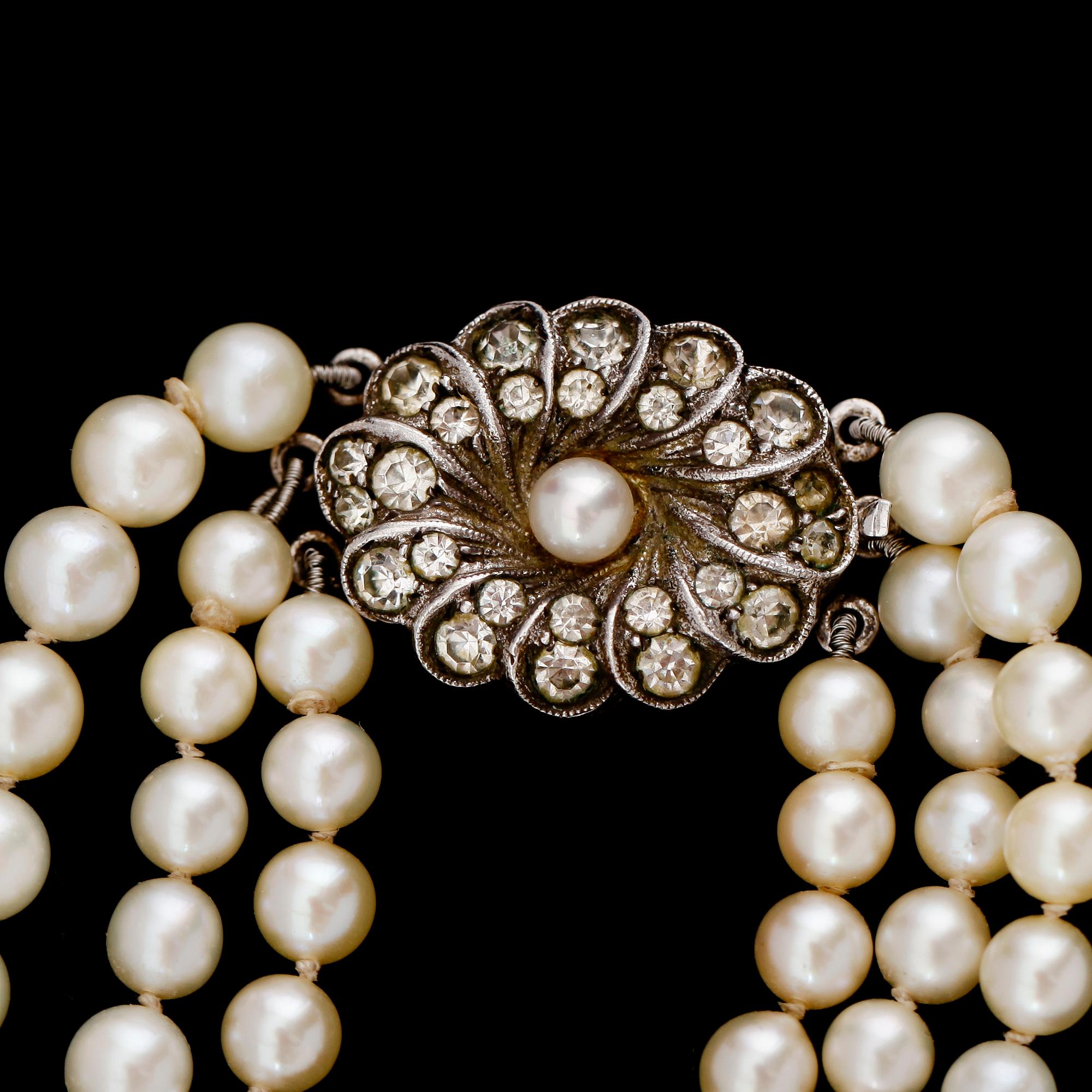PÄRLCOLLIER, 1900-talets andra hälft.