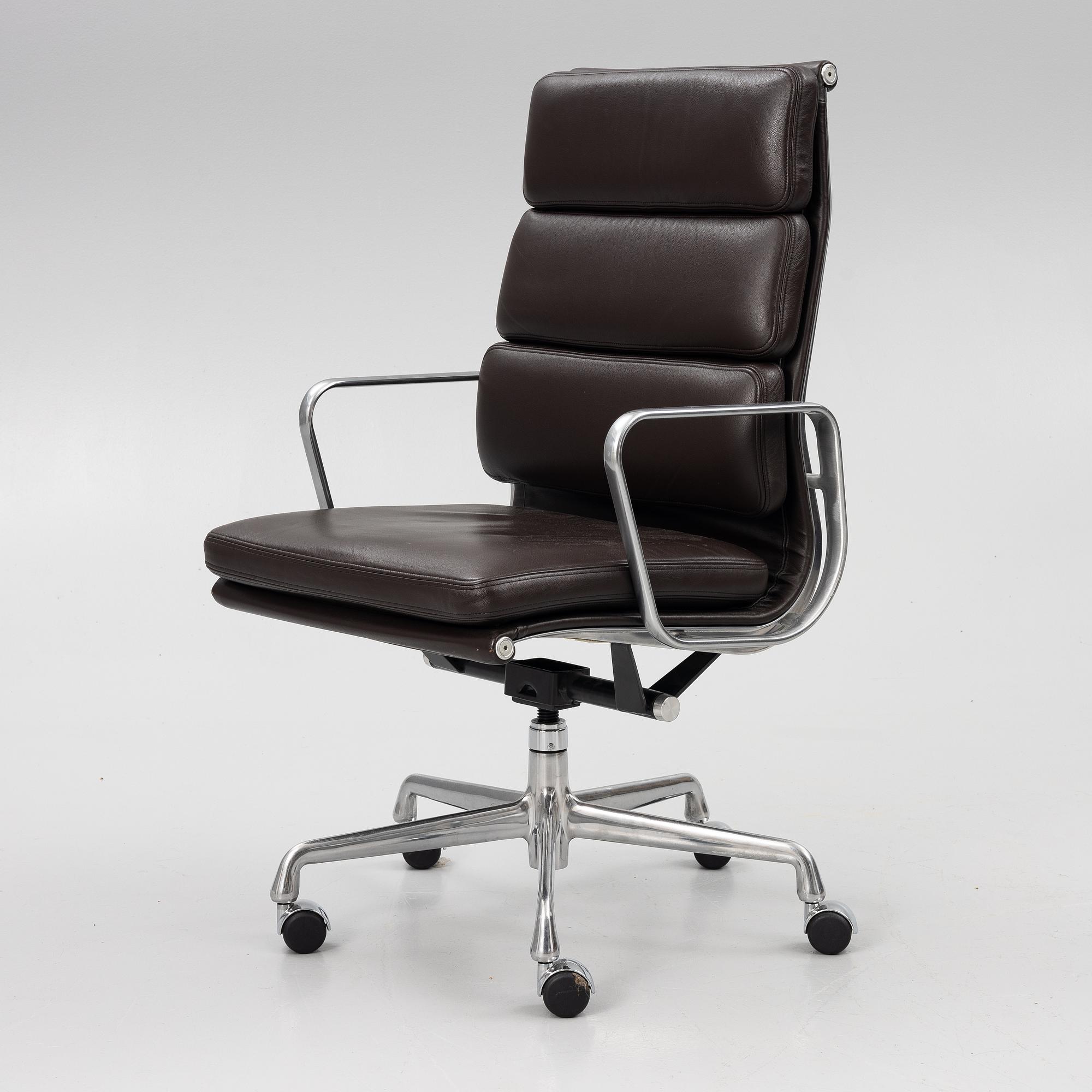 Charles & Ray Eames, kontorsstol, "Soft Pad Chair EA 219, high backrest", Hermen Miller, 2000-tal.