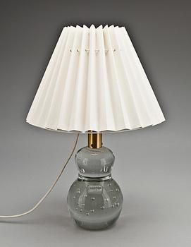 A Josef Frank table lamp, Svenskt Tenn, model 1819/3.