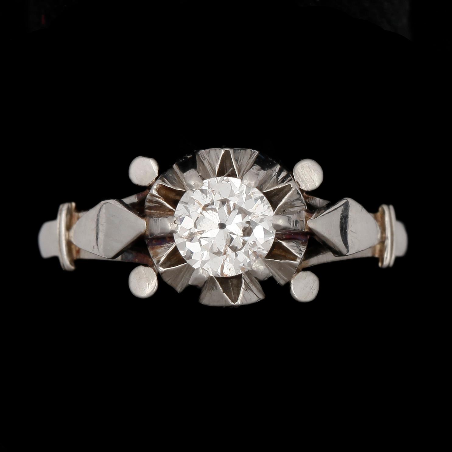 RING, 18k vitguld med briljantslipad diamant ca 0.35 ct. Vikt ca 2,5 gram.