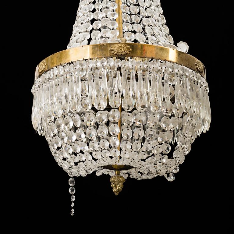 TAKKRONA, empirestil, 1900-talets mitt.