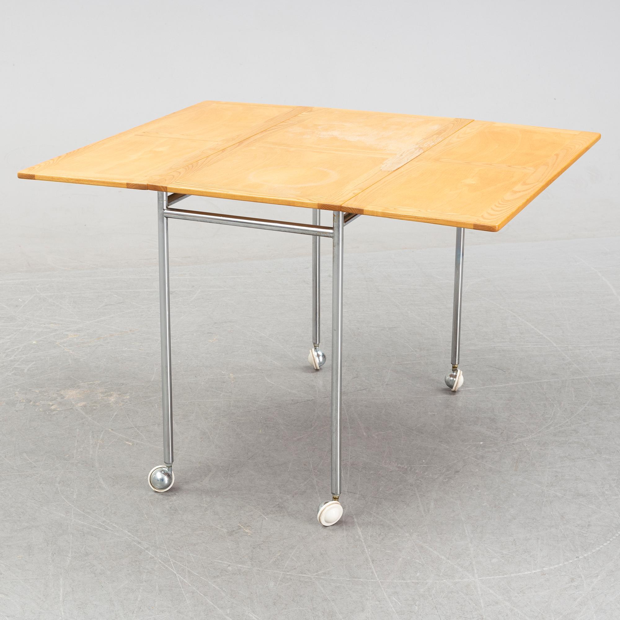 Bruno Mathsson, a 'Berit' drop-leaf table, Firma Karl Mathsson, Värnamo, 1973.