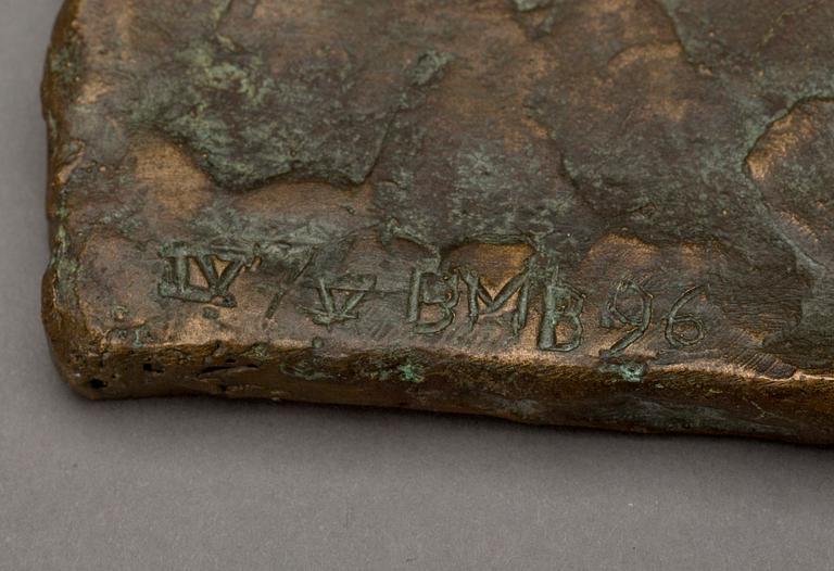 BIANCA MARIA BARMEN, skulptur, mongramsignerad, daterad och numrerad 96 IV/V, patinerad brons.