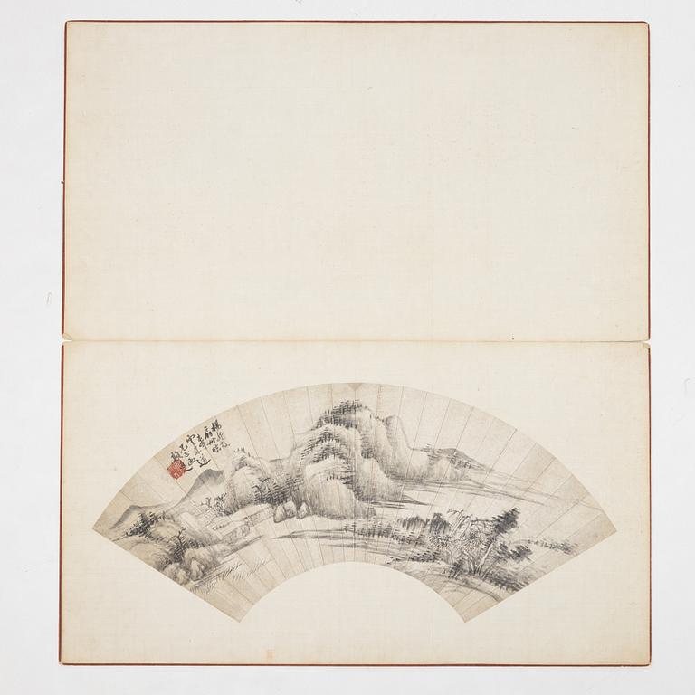 Oidentifierad konstnär, s.k. "Solfjädersmålning", Bergigt flodlandskap, Kina, 1900-tal.